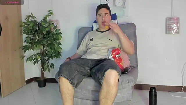 battistaturner online show from May 19, 2026, 7:43 pm