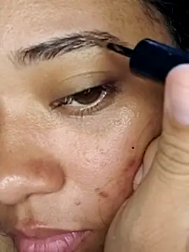 Violethroos online show from April 9, 2026, 4:03 am