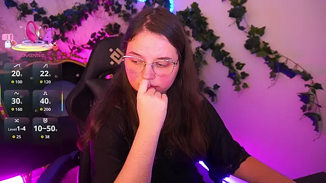 Snapshot of SophieDreamss chatting on November 21, 2025, 2:38 pm SophieDreamss online show from November 21, 2025, 2:38 pm