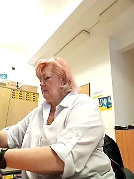 TerezaVelvet online show from October 31, 2025, 7:49 am