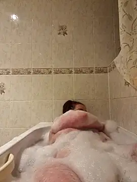 Snapshot of RosieMilff chatting on November 24, 2025, 6:30 pm RosieMilff online show from November 24, 2025, 6:30 pm