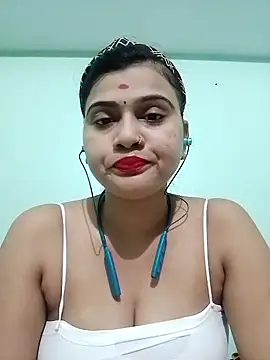 Snapshot of Kavya-Tiwari chatting on September 13, 2025, 5:13 pm Kavya-Tiwari online show from September 13, 2025, 5:13 pm