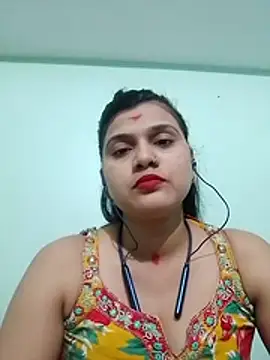 Kavya-Tiwari online show from November 5, 2025, 7:06 pm