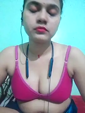 Snapshot of Kavya-Tiwari chatting on June 24, 2026, 6:50 pm Kavya-Tiwari online show from June 24, 2026, 6:50 pm