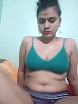 Snapshot of Kavya-Tiwari chatting on June 30, 2026, 7:25 pm Kavya-Tiwari online show from June 30, 2026, 7:25 pm