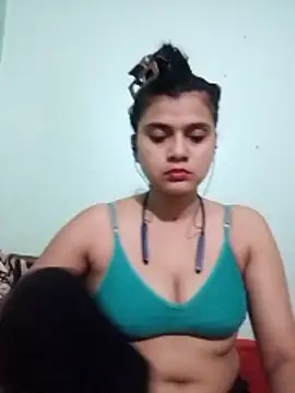 Snapshot of Kavya-Tiwari chatting on June 7, 2026, 10:26 pm Kavya-Tiwari online show from June 7, 2026, 10:26 pm