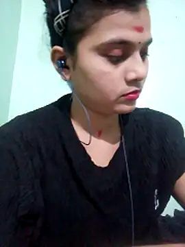 Snapshot of Kavya-Tiwari chatting on June 22, 2026, 5:10 pm Kavya-Tiwari online show from June 22, 2026, 5:10 pm