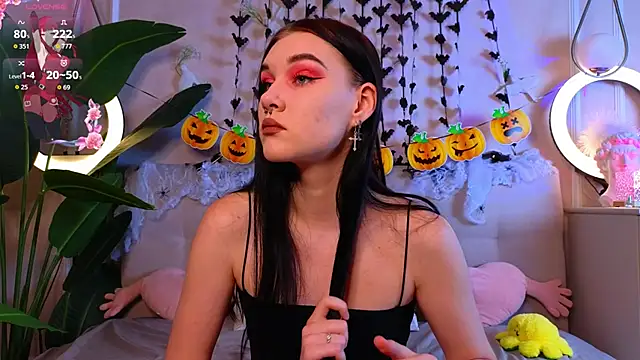 Snapshot of JenniferSullivan chatting on November 1, 2025, 9:30 pm JenniferSullivan online show from November 1, 2025, 9:30 pm