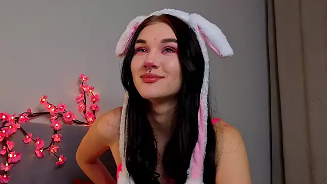 Snapshot of JenniferSullivan chatting on October 24, 2025, 9:25 pm JenniferSullivan online show from October 24, 2025, 9:25 pm