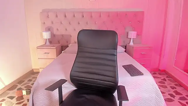 Snapshot of AdharaSweet1_ chatting on March 3, 2026, 7:26 am AdharaSweet1 online show from March 3, 2026, 7:26 am