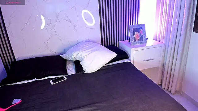 Snapshot of AdharaSweet1_ chatting on September 17, 2025, 7:10 am AdharaSweet1 online show from September 17, 2025, 7:10 am