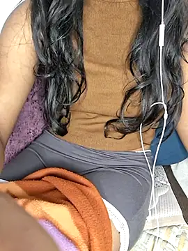 trending tamizhachii online show from December 13, 2025, 8:04 pm