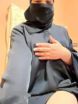 Snapshot of _Laiali_ chatting on November 26, 2025, 12:49 pm Laiali online show from November 26, 2025, 12:49 pm