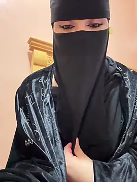  Laiali  online show from April 11, 2026, 1:26 pm