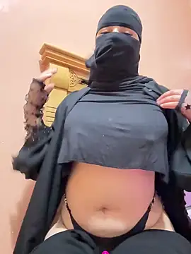  Laiali  online show from February 6, 2026, 1:18 pm