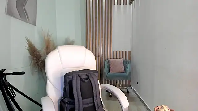 MacarenaRosse online show from October 27, 2025, 7:59 pm