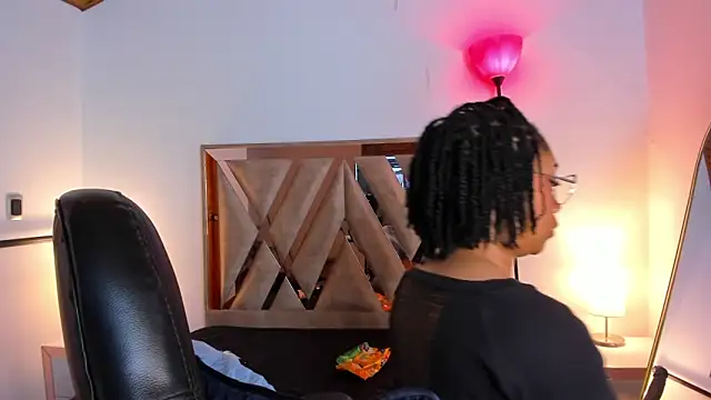 Snapshot of Katy_ortiiz chatting on February 23, 2026, 11:44 am Katy ortiiz online show from February 23, 2026, 11:44 am