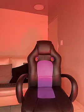 AdrianRinaldi online show from March 7, 2026, 8:03 pm