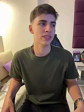 AdrianRinaldi online show from January 14, 2026, 8:12 pm