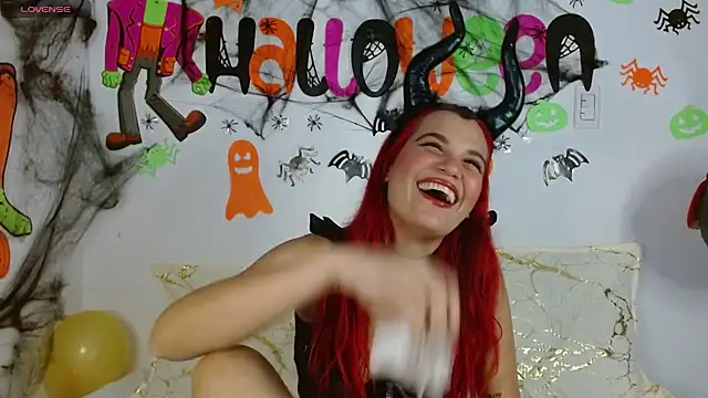 Snapshot of Carolinagarcia12345 chatting on November 6, 2025, 6:50 am Carolinagarcia12345 online show from November 6, 2025, 6:50 am