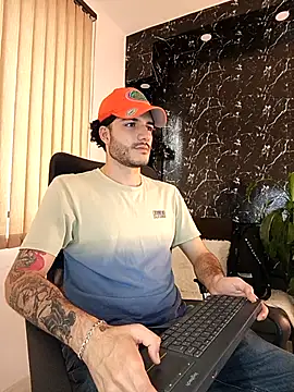 Rafael Mendezz online show from February 11, 2026, 8:41 pm