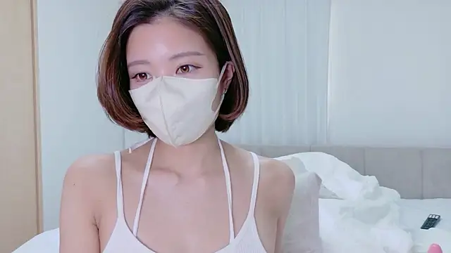 riko oxo online show from May 3, 2026, 2:27 am
