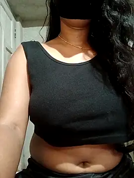 Snapshot of DiyaRoy49 chatting on November 5, 2025, 7:00 am DiyaRoy49 online show from November 5, 2025, 7:00 am