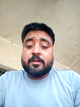 Snapshot of Raju_fuckerr chatting on May 18, 2026, 3:50 am Raju fuckerr online show from May 18, 2026, 3:50 am