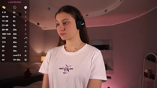 Snapshot of MercBoone chatting on November 14, 2025, 6:28 am MercBoone online show from November 14, 2025, 6:28 am