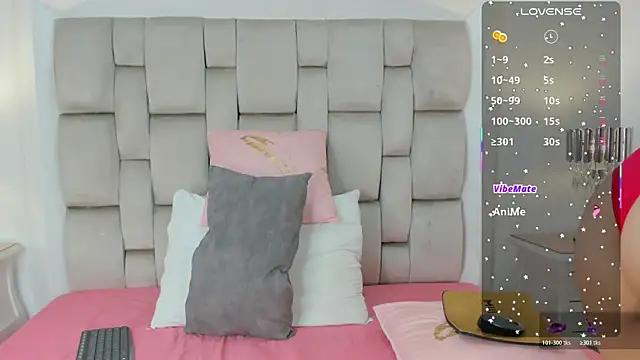 Snapshot of frehia_dimou chatting on November 8, 2025, 11:36 am frehia dimou online show from November 8, 2025, 11:36 am