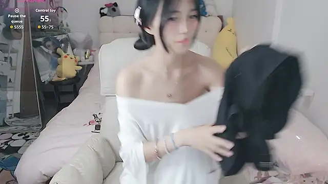 stupidcat5227 online show from November 14, 2025, 7:12 am