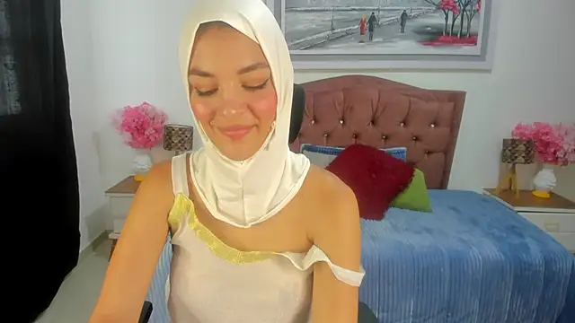 SofiaRivera1 online show from September 10, 2025, 8:08 pm