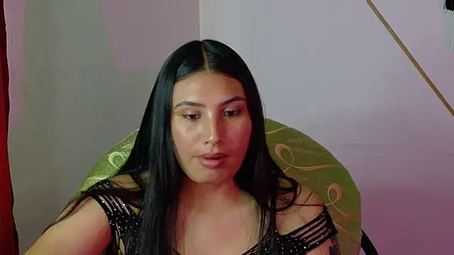 Snapshot of Linda_andrew chatting on February 13, 2026, 7:25 pm Linda andrew online show from February 13, 2026, 7:25 pm