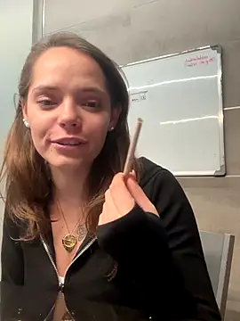 Snapshot of Wildmaca chatting on November 20, 2025, 10:52 pm Wildmaca online show from November 20, 2025, 10:52 pm