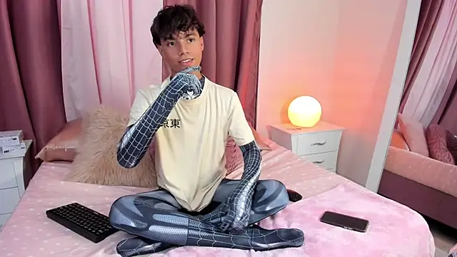 Snapshot of Honeymoon_sariel chatting on October 31, 2025, 8:05 pm Honeymoon sariel online show from October 31, 2025, 8:05 pm