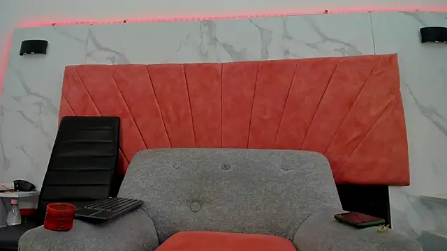 HellAndDante  online show from February 23, 2026, 8:09 pm