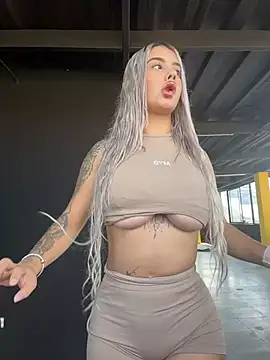 Snapshot of YouCandiSumisa chatting on January 17, 2026, 4:54 pm YouCandiSumisa online show from January 17, 2026, 4:54 pm