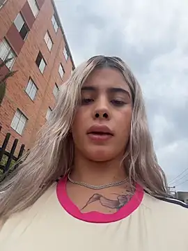 Snapshot of YouCandiSumisa chatting on December 20, 2025, 6:22 pm YouCandiSumisa online show from December 20, 2025, 6:22 pm