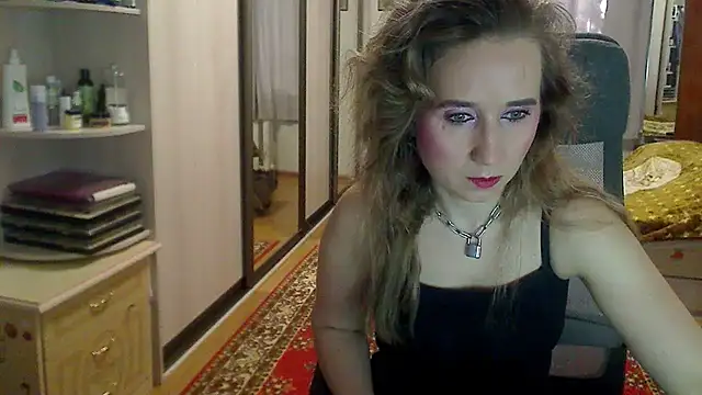 Snapshot of ClassyInna chatting on September 12, 2025, 4:23 am ClassyInna online show from September 12, 2025, 4:23 am