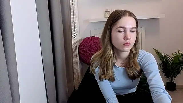 Spicy Lexi online show from March 12, 2026, 7:45 am