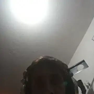 Snapshot of githot chatting on December 1, 2025, 7:42 am githot online show from December 1, 2025, 7:42 am