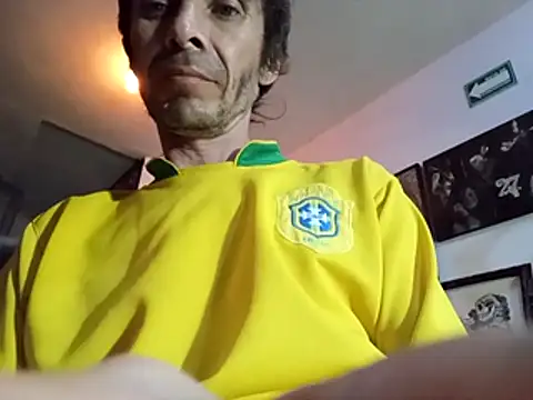 Snapshot of githot chatting on November 8, 2025, 9:13 am githot online show from November 8, 2025, 9:13 am