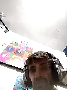 Snapshot of githot chatting on September 26, 2025, 6:42 am githot online show from September 26, 2025, 6:42 am