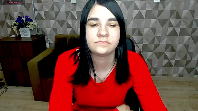 SilviaRosse online show from May 5, 2026, 11:24 am