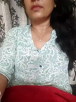 Snapshot of CUTE-PX chatting on October 19, 2025, 5:05 pm CUTE-PX online show from October 19, 2025, 5:05 pm