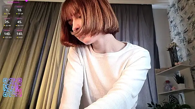 Snapshot of TheaCrockett chatting on October 19, 2025, 9:12 am TheaCrockett online show from October 19, 2025, 9:12 am