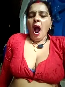 Hot komal1 online show from May 9, 2026, 8:23 pm