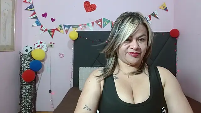 pamela echeverria online show from June 26, 2026, 11:16 am