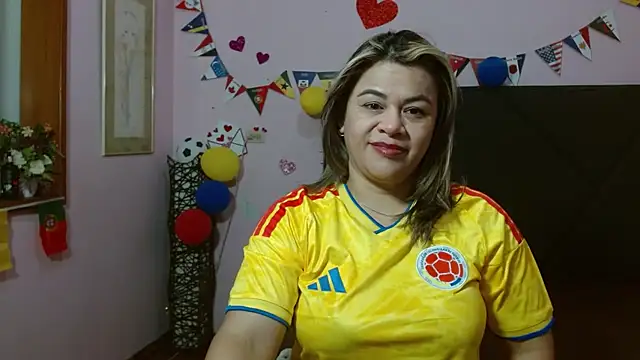pamela echeverria online show from June 27, 2026, 11:38 am