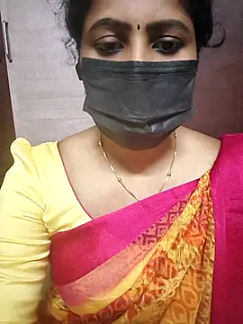 Snapshot of vasundhara26 chatting on December 15, 2025, 9:09 pm vasundhara26 online show from December 15, 2025, 9:09 pm